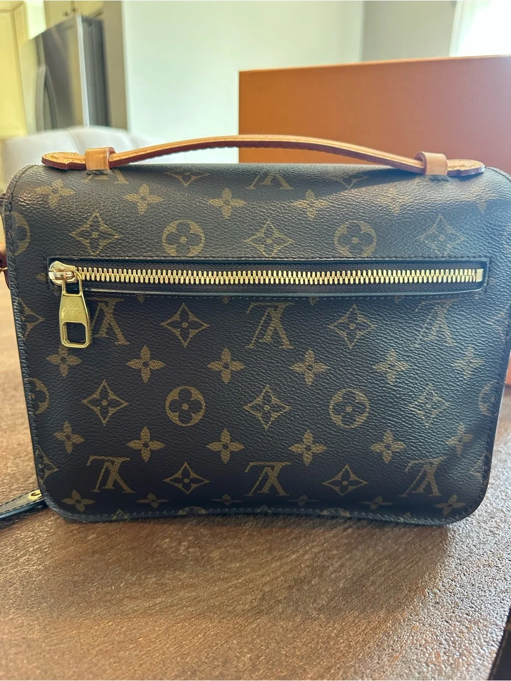 Louis Vuitton Pochette Metis Monogram Canvas Shoulder Bag in Brown